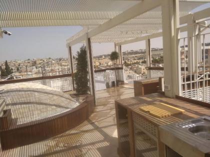 Western Wall Luxury House - image 6