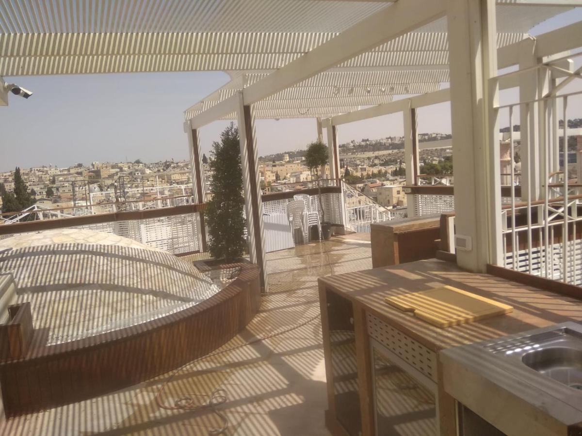 Western Wall Luxury House - image 6