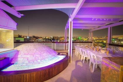 Western Wall Luxury House - image 7