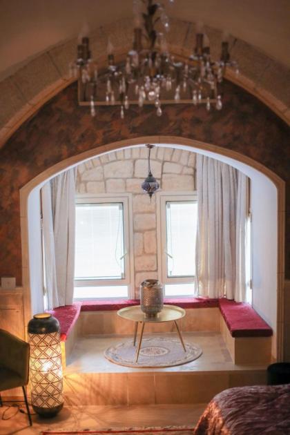 Western Wall Luxury House - image 8
