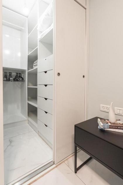 Renovated 2 BR with 2 BTH front Mamilla Mall - image 23