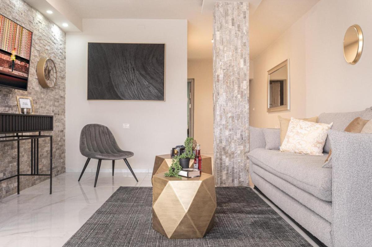 Renovated 2 BR with 2 BTH front Mamilla Mall - image 5