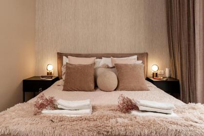 Designed 2BR with 2 bathroom Terrace and Parking - image 20