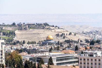 Savyon View Tower - Isrentals - image 5