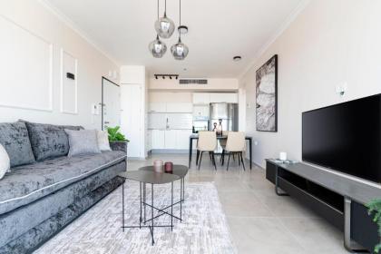 Savyon View Tower - Isrentals - image 8