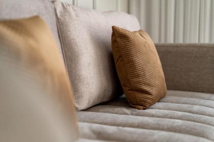 Stunning 1 bdm Shaul Adler st - image 25