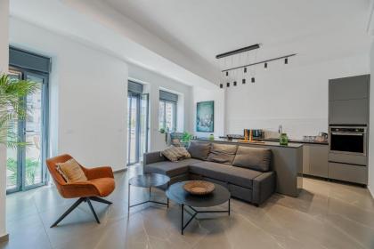 Amazing 2BR Agripas Jerusalem By Holiday Rentals Jerusalem 