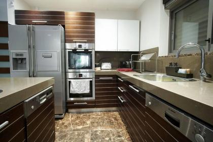 Ehad Haam Luxury Apartment By Nimizz - image 26