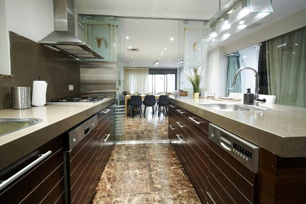 Ehad Haam Luxury Apartment By Nimizz - image 7