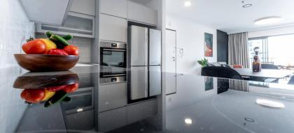 Holysuite Savyon View Tower - image 14