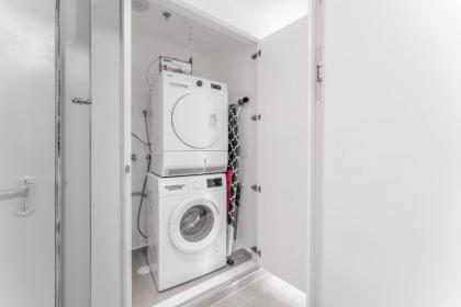 Holysuite Savyon View Tower - image 26