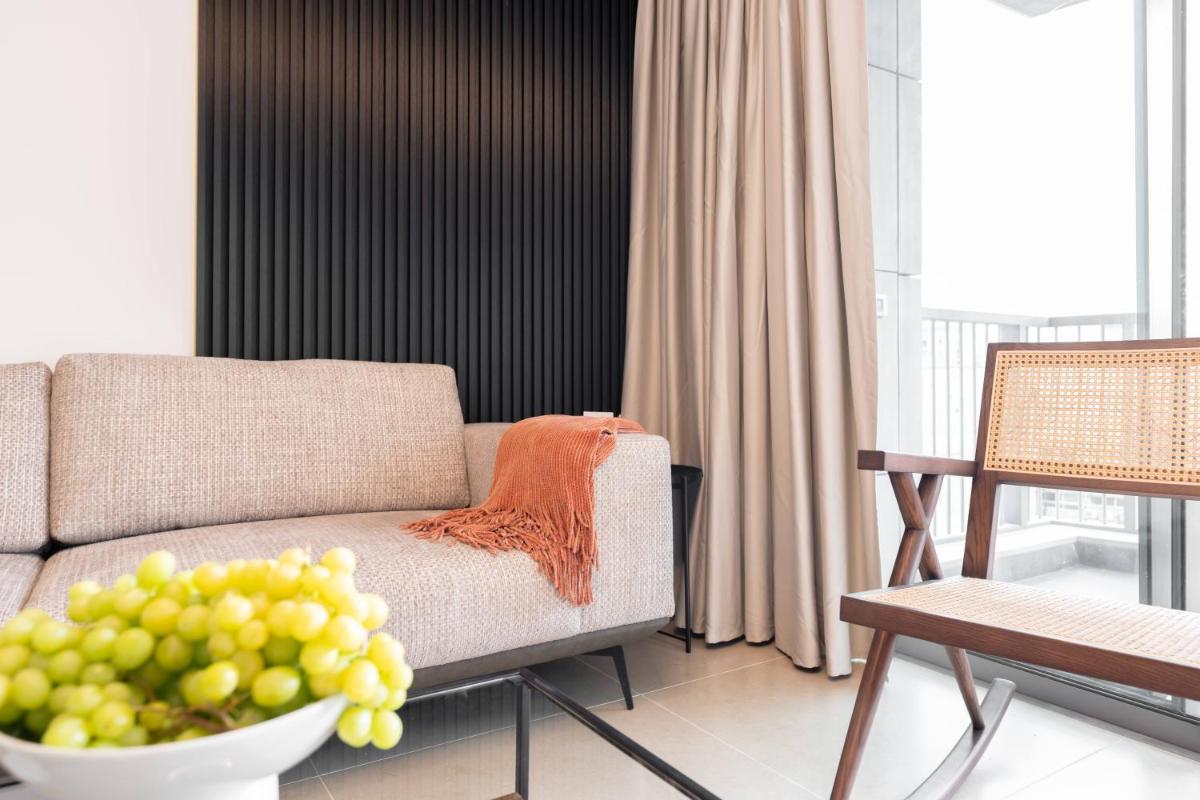 Holysuite Savyon View Tower - image 6