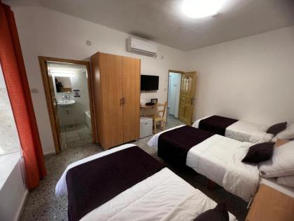 William's Guest House - image 28