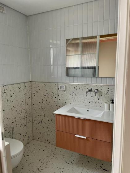 GoodHouse 405 - Beautiful 2 BDR with amazing view of Jerusalem - image 2