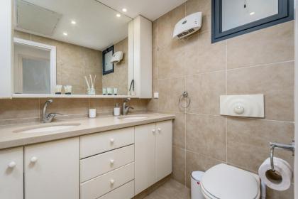 Full Option 3BR next King David - image 21