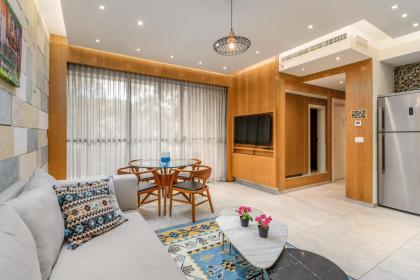 Trust Inn Baka family design & colors - image 7
