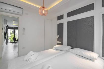 Trust inn Baroque & Cornices - image 17