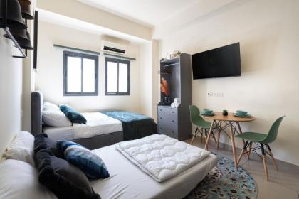 Machane Yehuda City centre studio - image 4