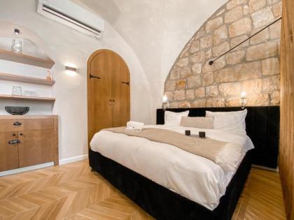 Jerusalem Central: Your Stylish Stay - image 10