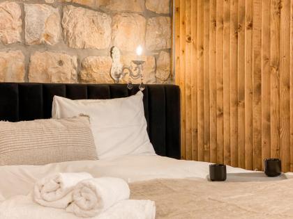Jerusalem Central: Your Stylish Stay - image 17