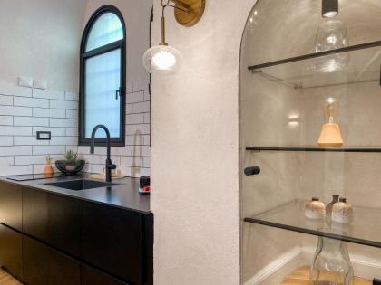 Jerusalem Central: Your Stylish Stay - image 19