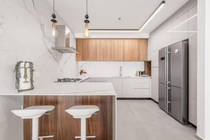 Dreamy 3 Bedroom In Best Location Parking - image 16