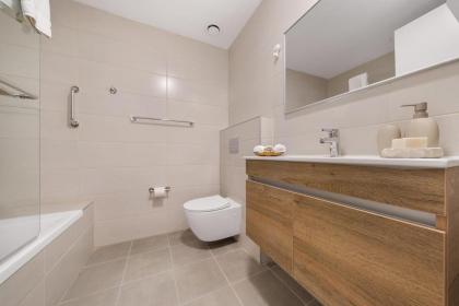 Dreamy 3 Bedroom In Best Location Parking - image 28