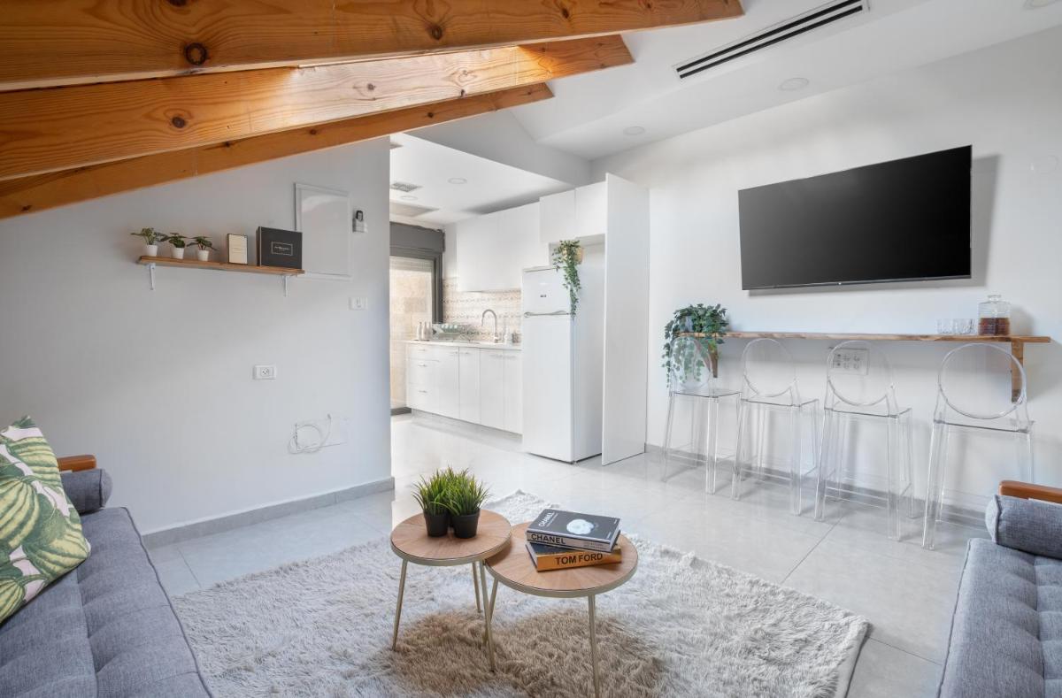Machane Yehuda Apartments - main image