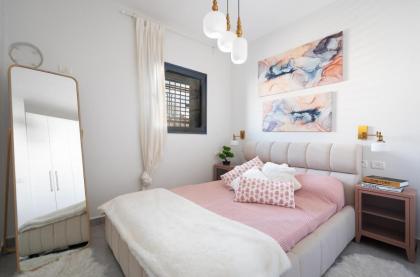 Machane Yehuda Apartments - image 18