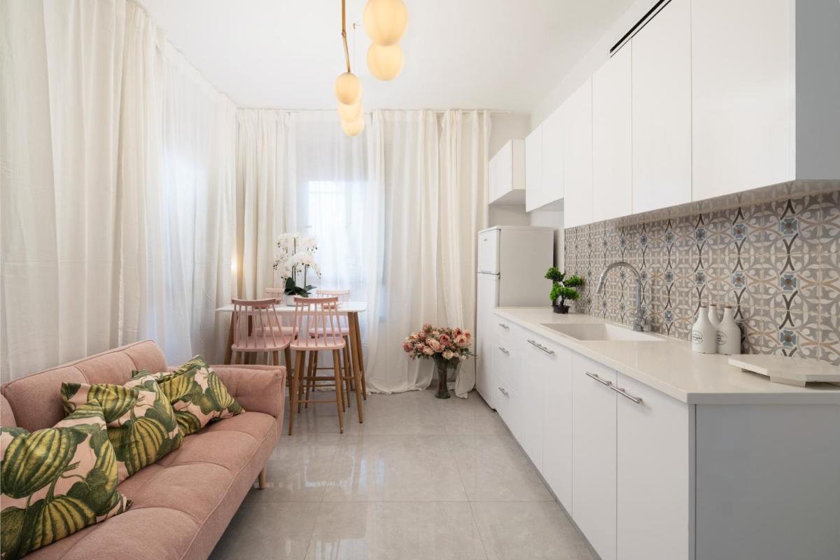 Machane Yehuda Apartments - image 6