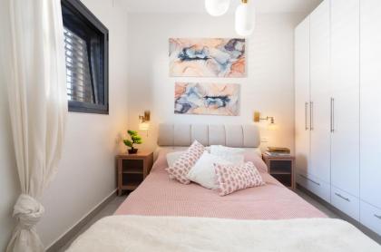 Machane Yehuda Apartments - image 8