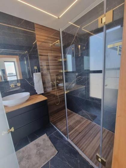 JTower Royal Suites - The Penthouse - Alefimmoed - image 18