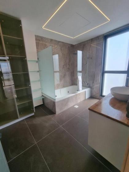 JTower Royal Suites - The Penthouse - Alefimmoed - image 21