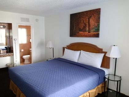 Travelodge by Wyndham Las Vegas - image 11