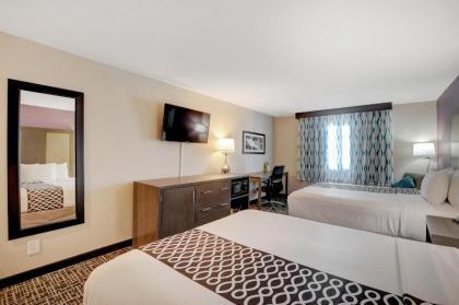 La Quinta Inn & Suites by Wyndham Las Vegas Nellis - image 7