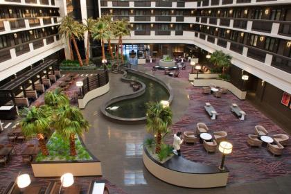 Embassy Suites by Hilton Las Vegas - image 9