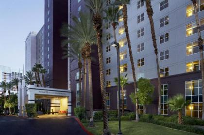 Hilton Grand Vacations at the Flamingo - image 3