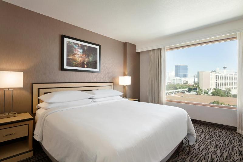 Embassy Suites by Hilton Convention Center Las Vegas - image 3