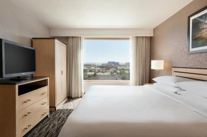 Embassy Suites by Hilton Convention Center Las Vegas - image 5