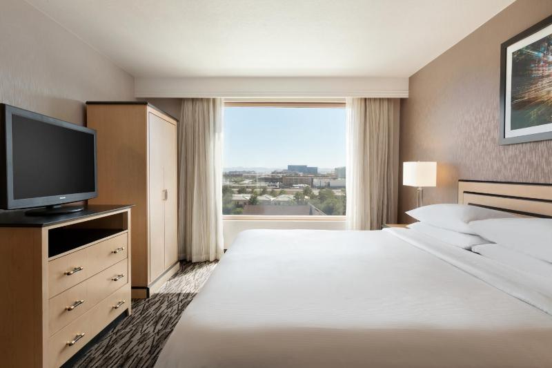 Embassy Suites by Hilton Convention Center Las Vegas - image 5