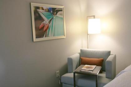 Hampton Inn By Hilton Las Vegas-Tropicana - image 10