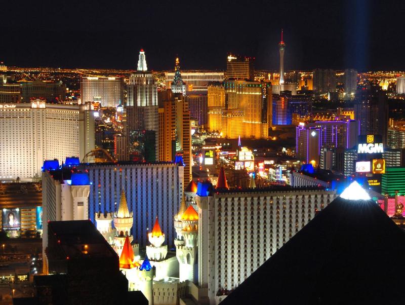 Hampton Inn By Hilton Las Vegas-Tropicana - image 4