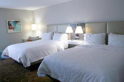 Hampton Inn By Hilton Las Vegas-Tropicana - image 8