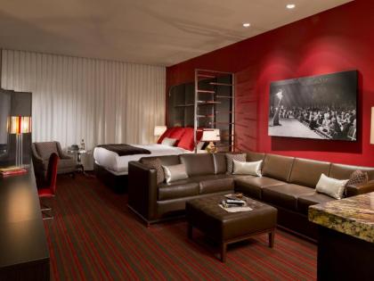 Golden Gate Hotel And Casino - image 11