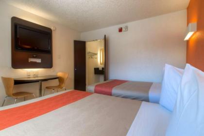 Motel 6-Las Vegas NV - Tropicana - image 12