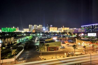 Hyatt Place Las Vegas - image 4