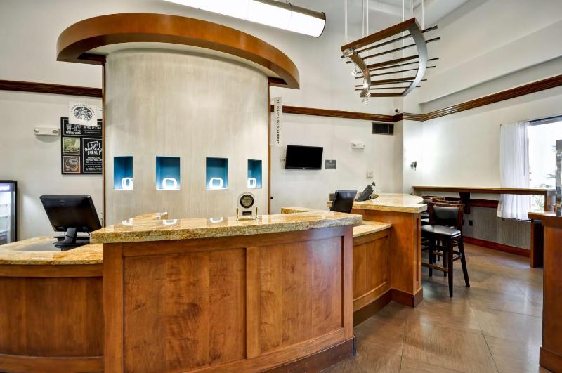 Hyatt Place Las Vegas - image 6
