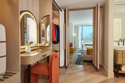 Virgin Hotels Las Vegas Curio Collection by Hilton - image 10