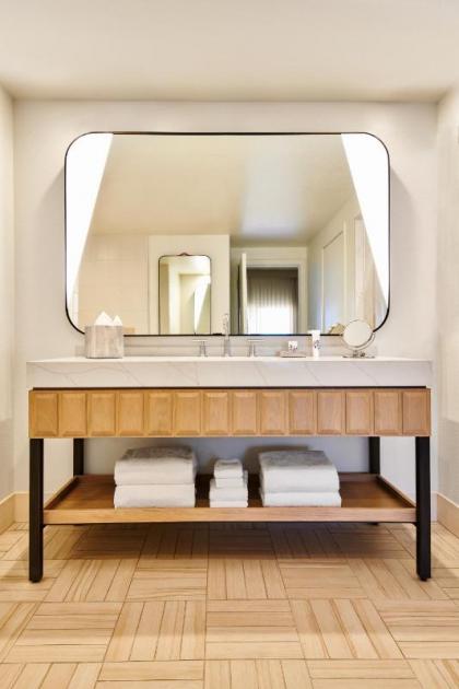 Virgin Hotels Las Vegas Curio Collection by Hilton - image 13