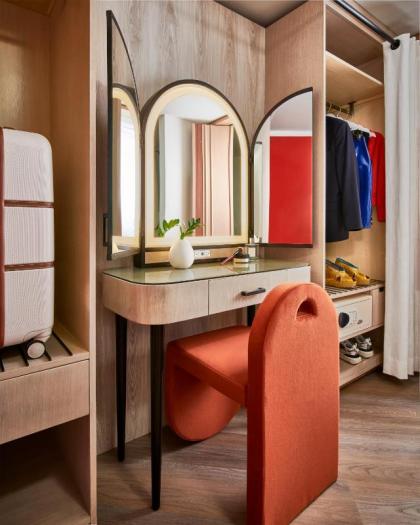 Virgin Hotels Las Vegas Curio Collection by Hilton - image 8
